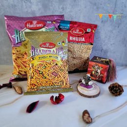 Haldiran hamper with ganesh idol - Australia Direct Delivery