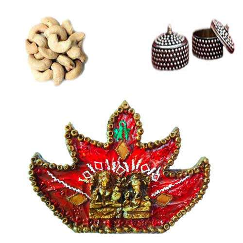 Wall Hanging & Dry Fruits