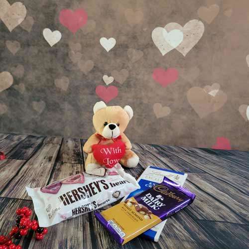 Hershey's Hearts And Chocolates & Love Teddy - USA Delivery