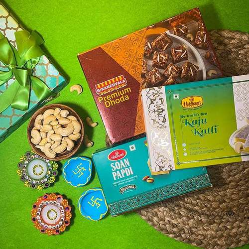 Four Desinger Diya, Dry Fruits & Sweets - USA Delivery Direct