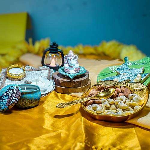 Ganesha Idol, Dry Fruits & Sweets - USA Delivery Direct