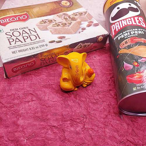 Ganesh Idol & Sweets- Australia Direct Delivery
