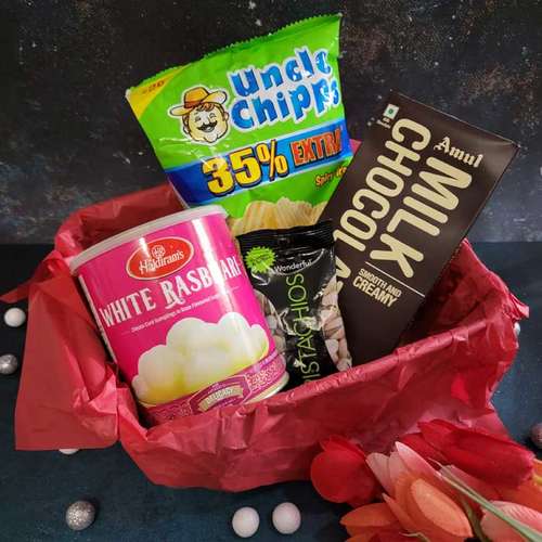 Sweets N Snacks Basket - USA Direct