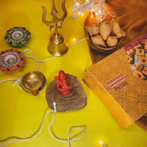 Ganesha Idol & Sweets - USA Delivery Direct