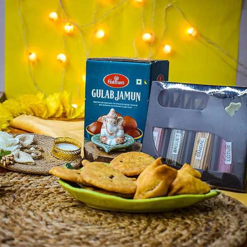 Ganesha Idol Jute T-light & Sweets - USA Delivery Direct