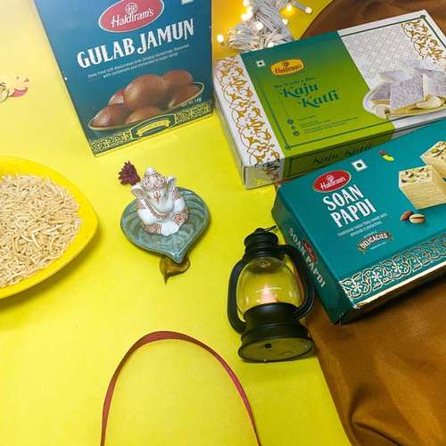 Ganesha Idol, Lantern & Sweets - USA Delivery Direct